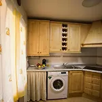 Апартаменты Adarya Medieval Charm Shelter